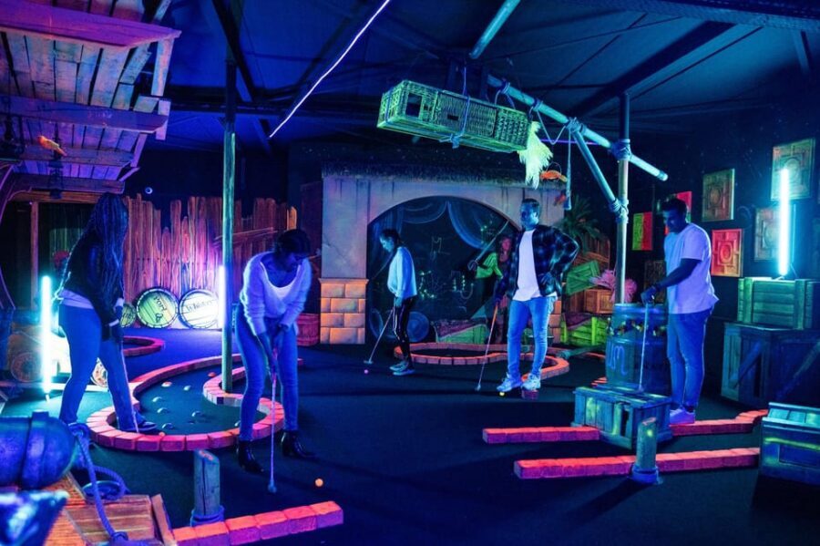 Aloha Amsterdam: 12-Hole Glow-in-the-Dark Mini-Golf - Price and value: is $10 per person a fair deal?