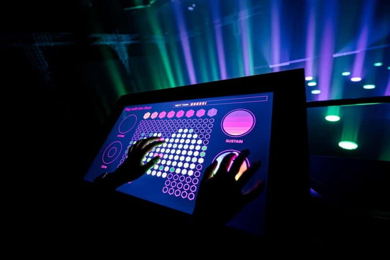 AMAZE Amsterdam: Immersive Audiovisual Experience - Staff, service, and the little details that change the day