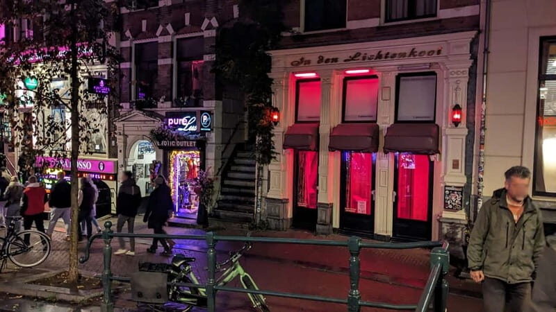 Amsterdam: 1,5-Hour Red Light District Tour - Why a 1.5-hour Red Light District tour is worth it