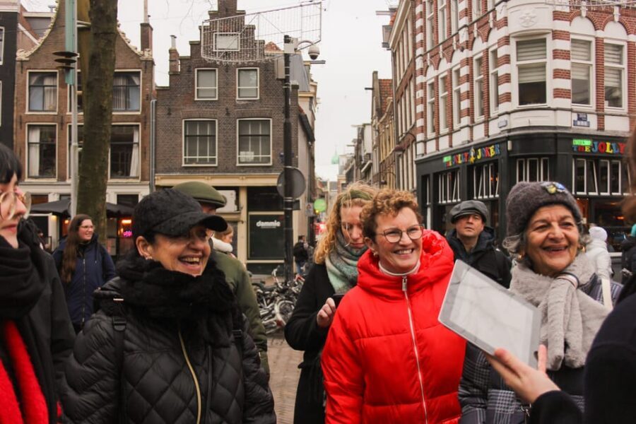 Amsterdam: 1,5-Hour Red Light District Tour - The policy lesson: why Amsterdam is tolerant and what sex workers face