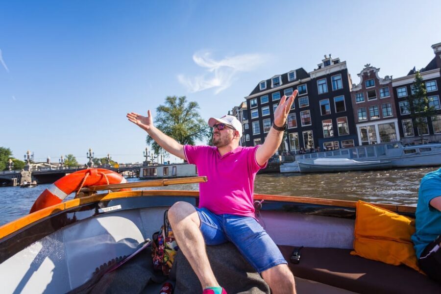 Amsterdam: 90 min Cruise with Local Guide & Unlimited Drinks - Practical Tips That Actually Matter on an Open-Boat Cruise