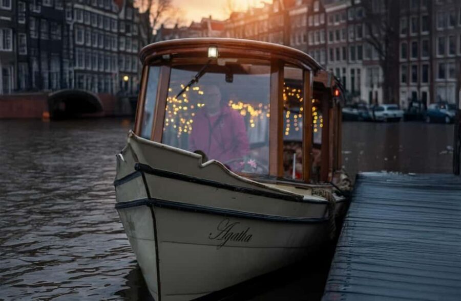 Amsterdam: 90 min Cruise with Local Guide & Unlimited Drinks - So, Should You Book Captain Jack’s 90-Minute Canal Cruise?