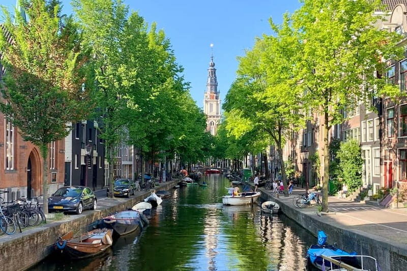 Amsterdam: Anne Frank Guided Walking Tour in DE/EN/IT/ES - Why the Jewish Quarter walk starts at De Waag and ends at remembrance
