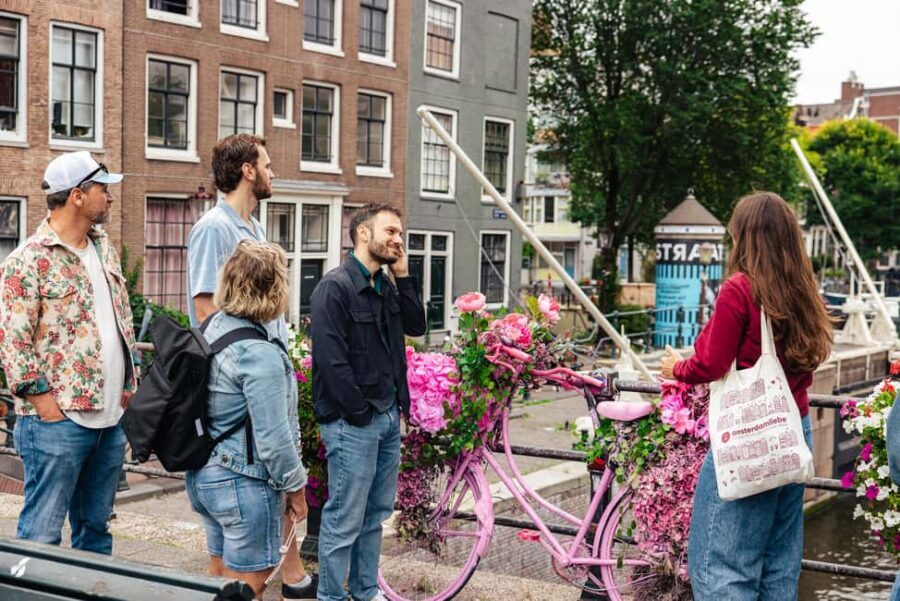 Amsterdam: Anne Frank Guided Walking Tour in DE/EN/IT/ES - Portuguese Synagogue area and the Jewish Historical Museum: life after the shouting stops