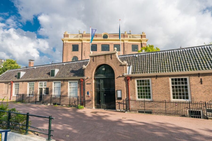 Amsterdam Anne Frank: Small-Group Walking Tour & Local Guide - The Jewish Cultural Quarter Story: How a Neighborhood Changes Over Time