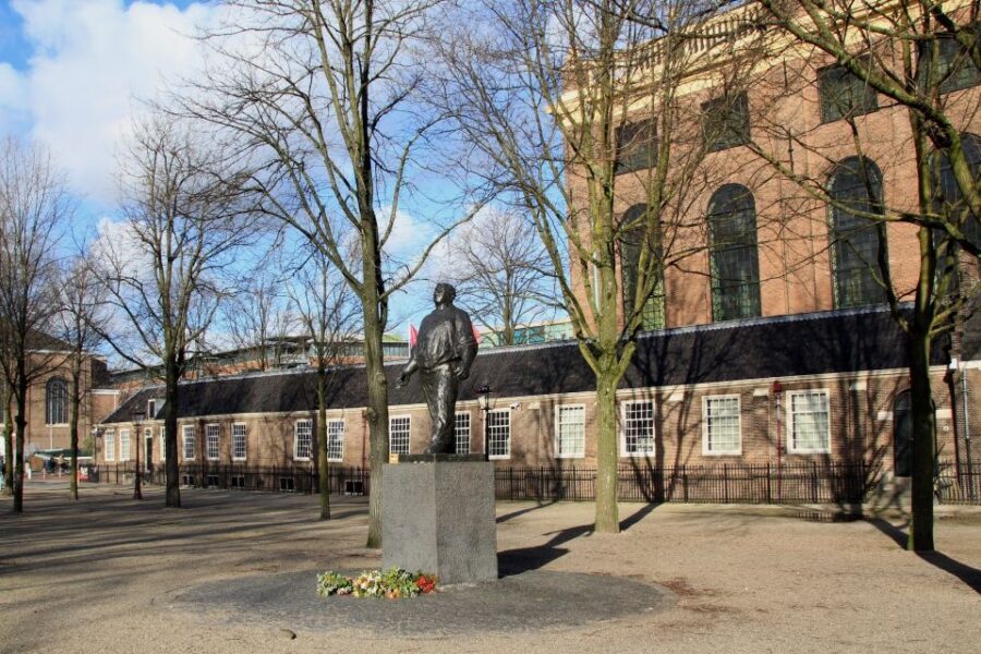 Amsterdam: Anne Frank Walking Tour - Jewish Quarter Streets and the Buildings That Hold Memory