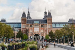 Amsterdam Bike Tour in Small Group + Optional Canal Cruise - What You Really Get for $22 and Why It Feels Fair