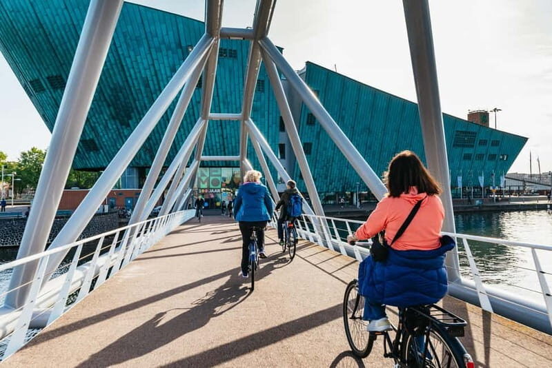 Amsterdam Bike Tour in Small Group + Optional Canal Cruise - Your Mid-Tour Break in Amsterdam-Centrum