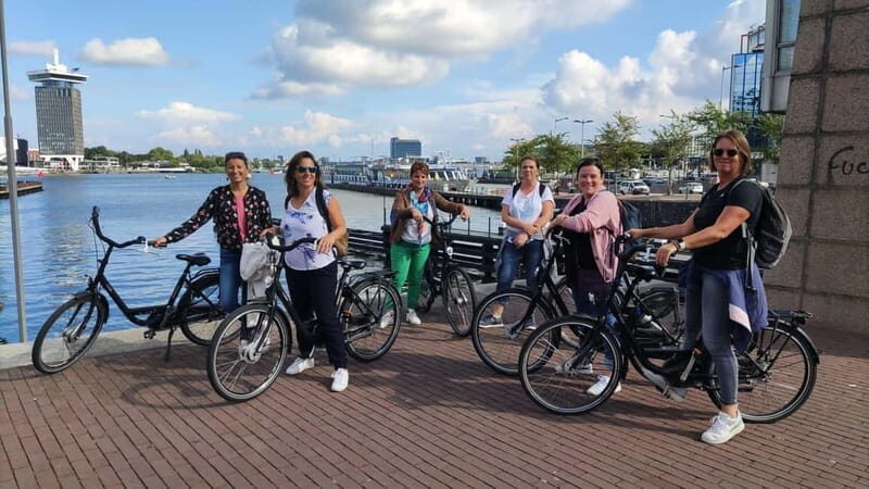 Amsterdam bike tour with a French-speaking guide local! - The French-guide advantage: history you can feel while you ride