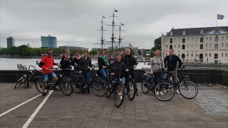 Amsterdam bike tour with a French-speaking guide local! - The route: a guided sweep through neighborhoods you’d skip