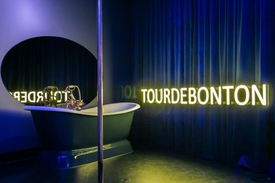 Amsterdam: Brothel Tour with Sex Worker Guide - Walking Through BonTon: VIP Rooms, Dressing Spaces, and the Bar