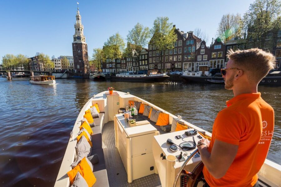 Amsterdam: Canal Belt Private Beer Boat Tour - Drop-off options and pickup reality on busy canal maps