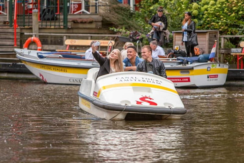 Amsterdam: Chart Your Own Canal Course by Pedal Boat - Price and deposit: what $23 really buys you