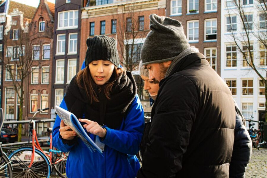 Amsterdam: City Center Walking Tour in italian - Key highlights to look for