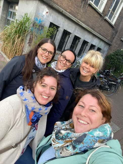 Amsterdam: City Tour in German - Price and Value: What $30 Buys You in Real Terms