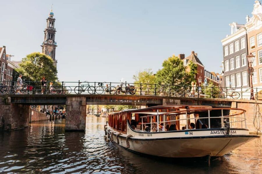 Amsterdam: Classic Saloon Boat Cruise with Cheese & Wine - Who should book this Amsterdam canal cruise?