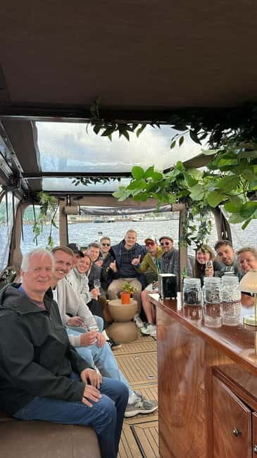 Amsterdam: Covered Heated Canal Cruise with Bitterballen - The 90-minute route: how you get more than a tourist loop