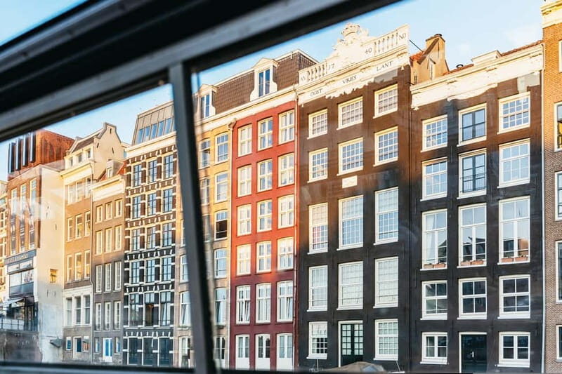 Amsterdam: Cozy Cheese & Wine Cruise Tasting Experience - Why this Amsterdam cheese-and-wine cruise feels like a win
