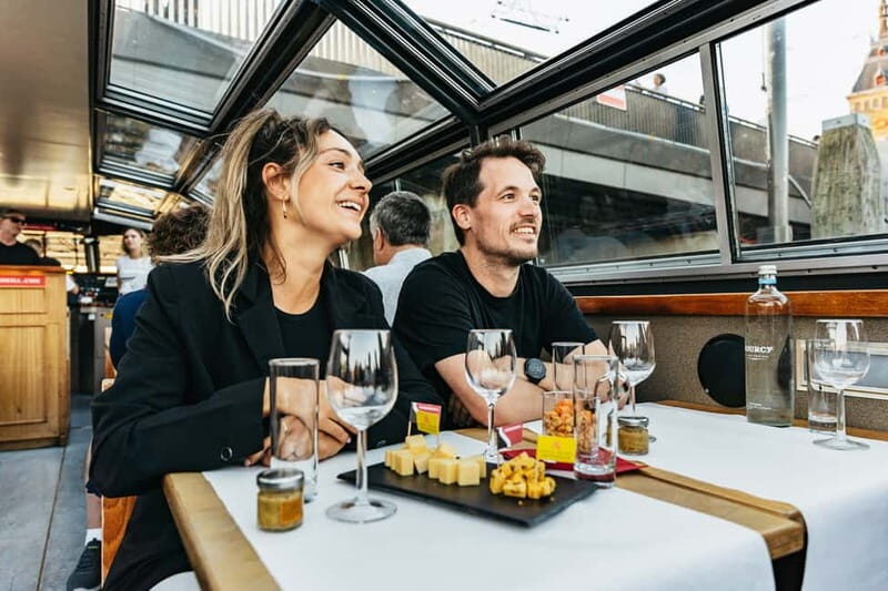 Amsterdam: Cozy Cheese & Wine Cruise Tasting Experience - Getting on board at Damrak Pier 5 without stress