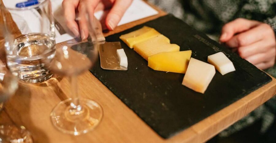 Amsterdam: Dutch Cheese Tasting Experience with Wine - Old Amsterdam and the Westland Kaasspecialiteiten story in plain terms