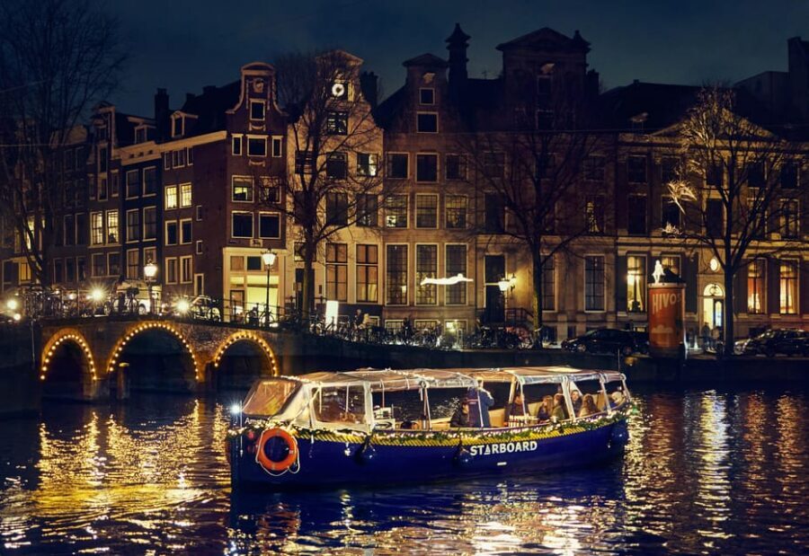 Amsterdam: Evening Candle Light Cruise With Wine & Cheese - Price and logistics you should take seriously (without stress)