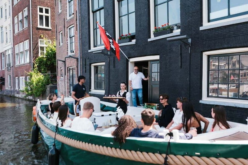 Amsterdam Evening (Sunset) Canal Cruise w/ optional drinks - Route changes and sunset plans: how to stay flexible without ruining your evening