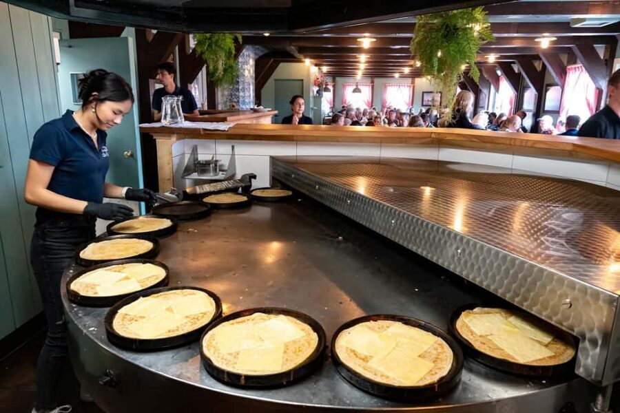 Amsterdam: Experience Zaanse Schans Windmills & Cheese Farm - Windmills up close: what you’ll see vs. what costs extra