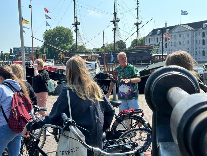 Amsterdam: Explore the City Highlights by Bike - The feel of the ride: flat, efficient, and paced with stops
