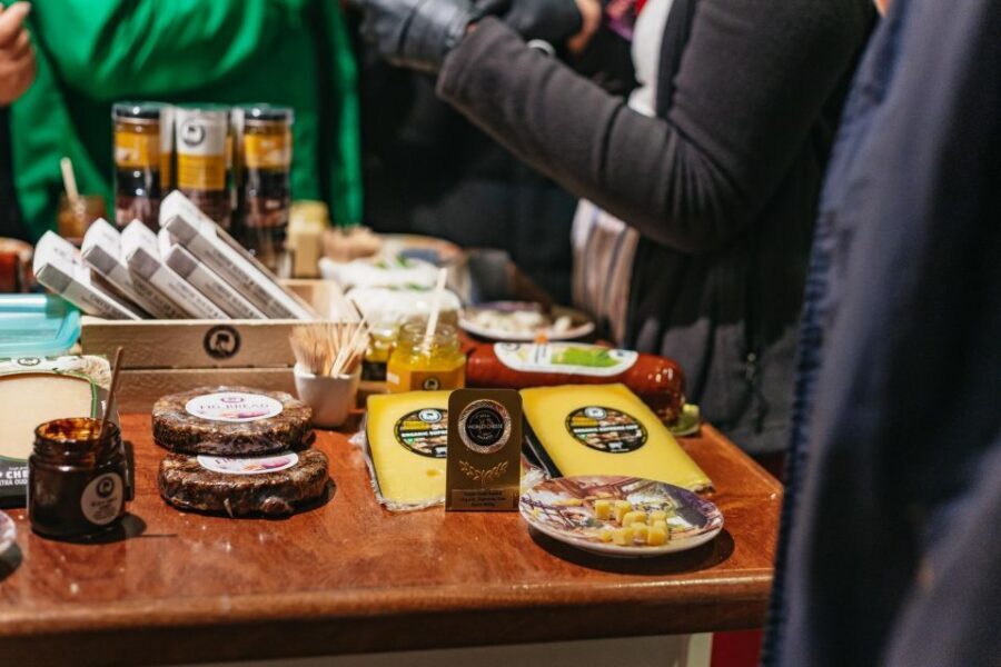 Amsterdam: Food and Culture Walking Tour with Tastings - Key highlights that make this tour worth your time