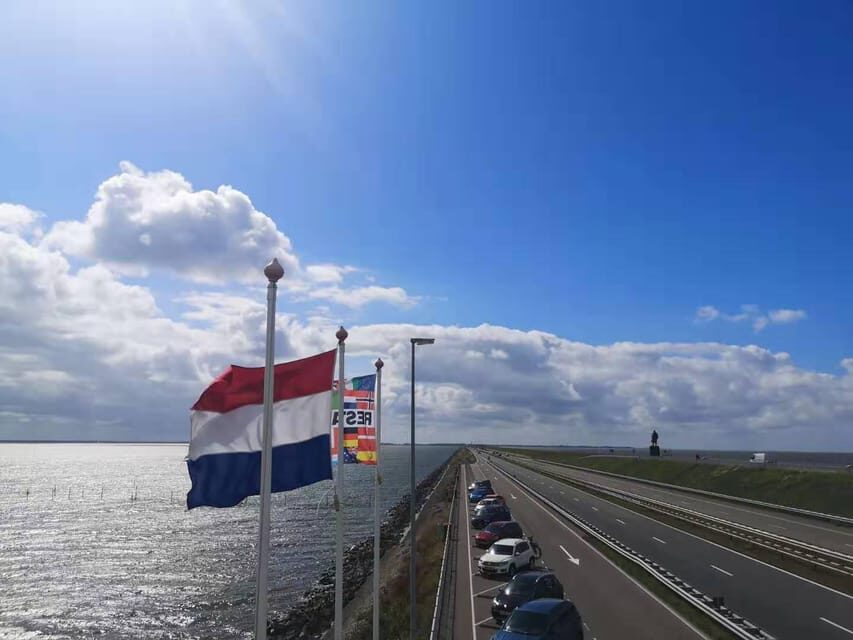 Amsterdam: Giethoorn, Afsluitdijk and Zaanse Schans Day Trip - What You’ll Pay Extra For (Lunch and Personal Time)