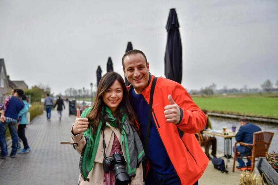 Amsterdam: Giethoorn and Zaanse Schans Windmills Day Tour - Stroopwafel and water: the little perks that keep you going