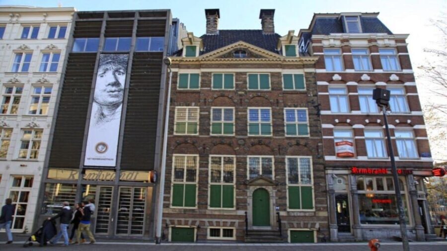Amsterdam: Guided Anne Frank Small-Group Walking Tour - Zuiderkerk and the tower: Amsterdam’s faith and a practical view break
