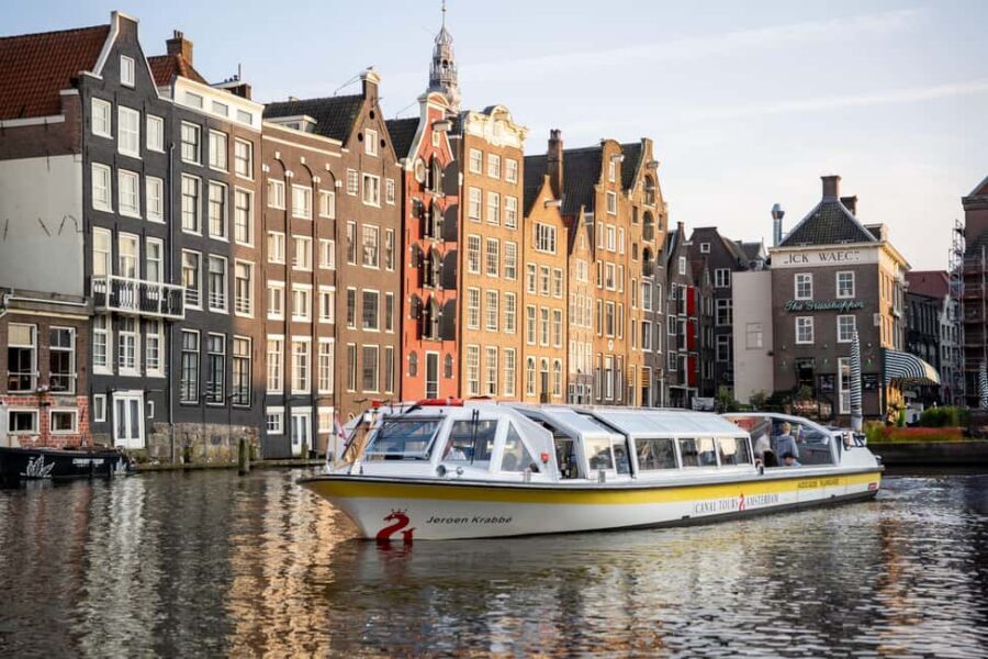 Amsterdam: Heated Canal Cruise Including Audioguide - A Heated Canal Ride That Makes Amsterdam Easy to Take In