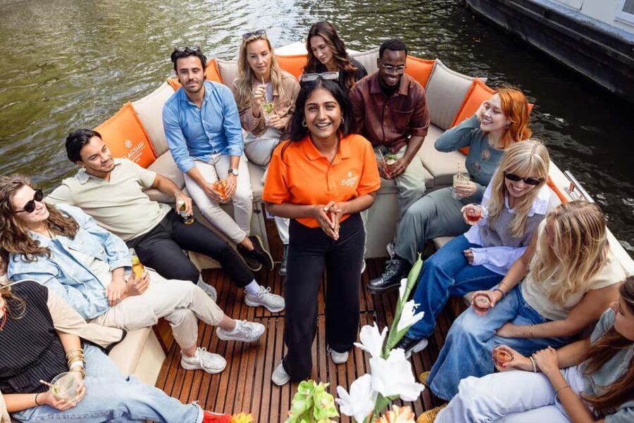 Amsterdam: Heated Canal Cruise with Unlimited Drinks & Bite - Timing, Delays, and What to Do on Arrival