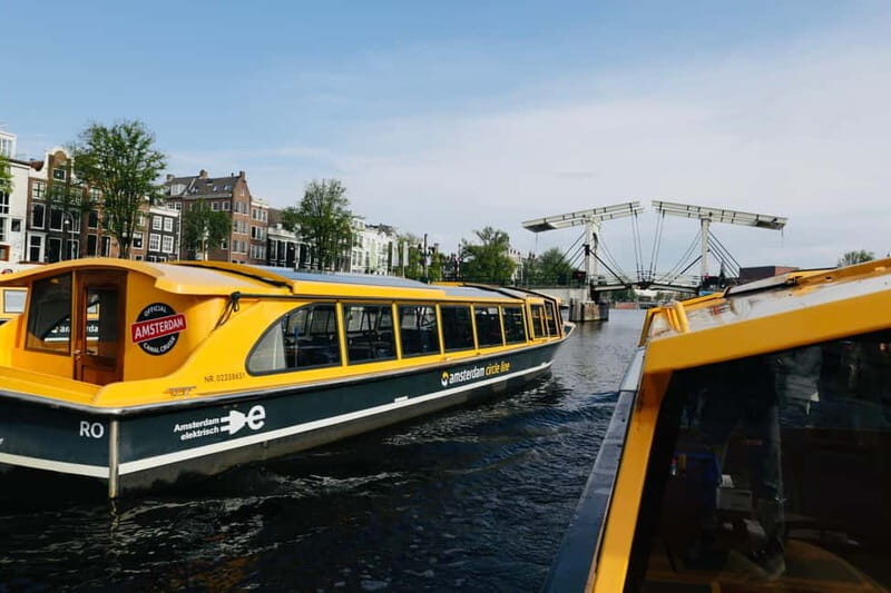 Amsterdam: Historic City Centre Canal Cruise - Best timing: rain-proof comfort and golden hour photos