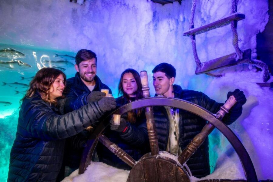 Amsterdam: Icebar Entry Ticket with 3 Drinks - Key points at a glance