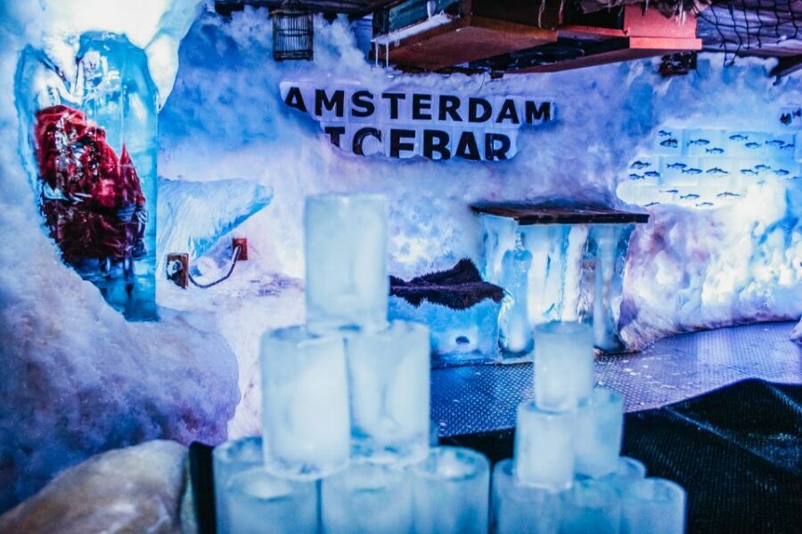 Amsterdam: Icebar Entry Ticket with 3 Drinks - Included Drinks and What to Order in the Ice Room