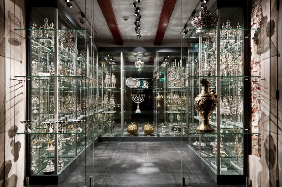 Amsterdam: Jewish Museum Entrance Tickets - Cafés and Food: Plan a Pause, Not a Feast