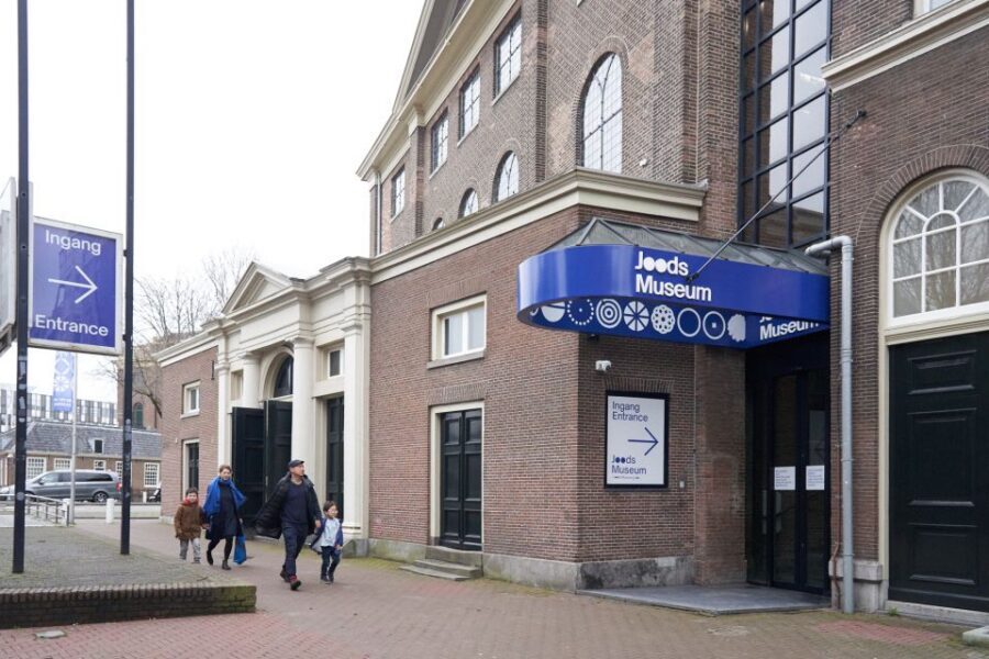 Amsterdam: Jewish Museum Entrance Tickets - Jewish Museum Junior: A Different Pace for the Same Story