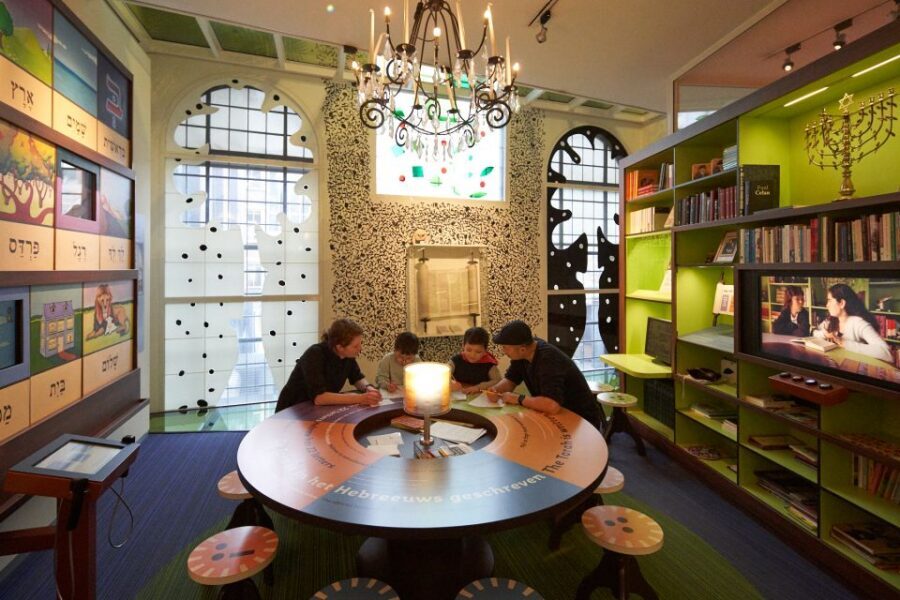 Amsterdam: Jewish Museum Entrance Tickets - Where You’ll Start: Nieuwe Amstelstraat 1