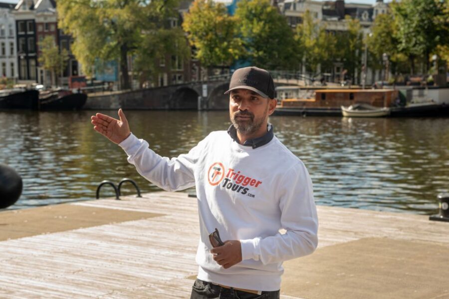 Amsterdam: Jewish Quarter and History Guided Tour - Nazi-occupied Netherlands, explained as everyday life from 1940 to 1945