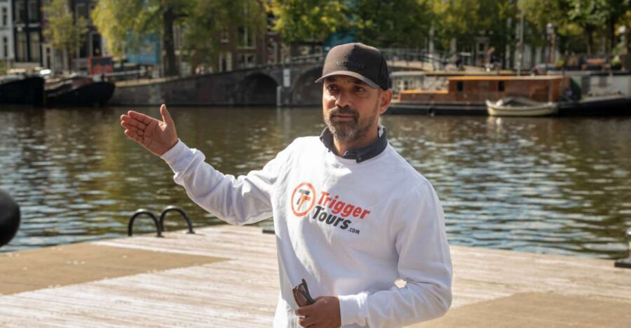 Amsterdam: Jewish Quarter and History Guided Tour - Key stops you pass: Portuguese Synagogue, Jewish Historical Museum, and Jewish Council HQ