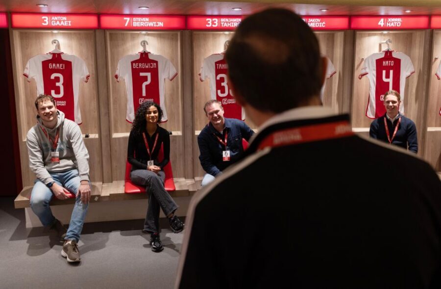 Amsterdam: Johan Cruijff Arena VIP Tour - Players tunnel, dugout, press areas: how match atmosphere becomes a walking tour