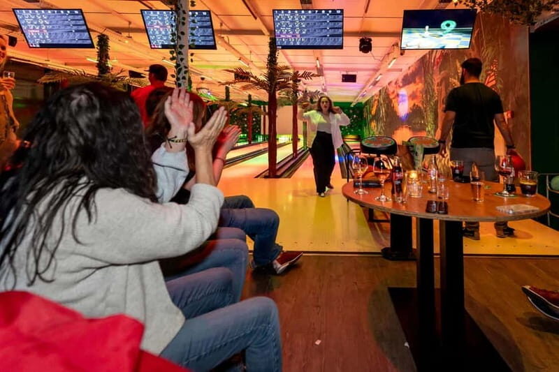 Amsterdam: LED Bowling Experience - The Star Feature: White Lanes and Rainbow LED Effects