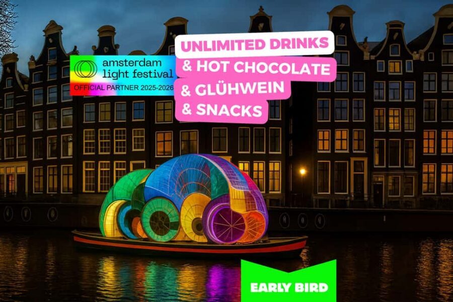 Amsterdam: Light Festival Cruise + Stroopwafel & Hot Choco - Why a heated canal cruise beats freezing street wandering