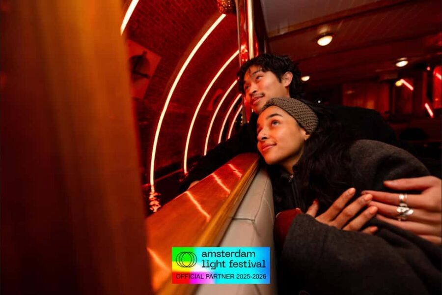 Amsterdam: Light Festival Heated Cruise + Hot Choco + Snack - Inside the heated saloon boat: comfort that actually helps in the cold
