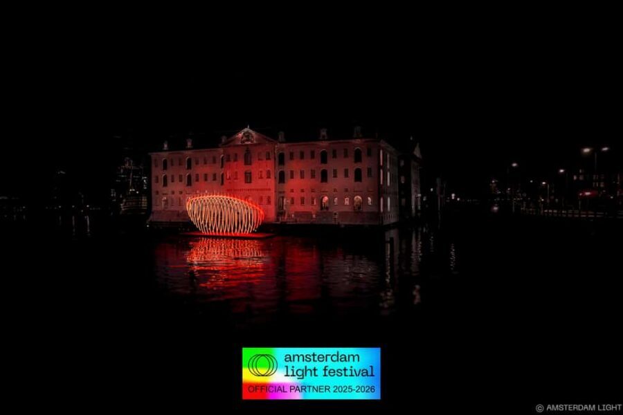 Amsterdam: Light Festival Heated Cruise + Unl Drinks & Snack - Why this heated Light Festival cruise is a smart winter plan