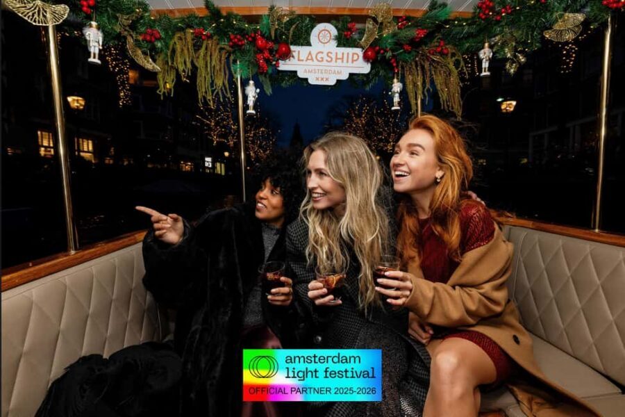 Amsterdam: Light Festival Heated Cruise + Unl Drinks & Snack - What you’ll notice as you pass Magere Brug, Herengracht, and more