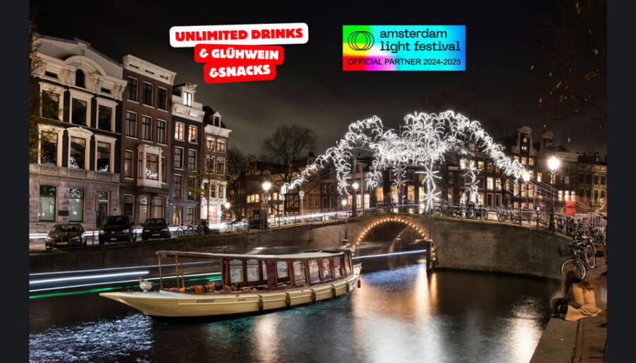 Amsterdam: Light Festival Heated Cruise + Unl Drinks & Snack - Boat comfort: warm inside, views outside