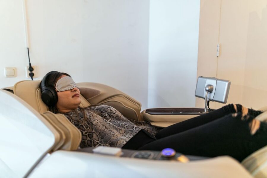 Amsterdam: Massage Session - Should you book Relax Lounge in Amsterdam?